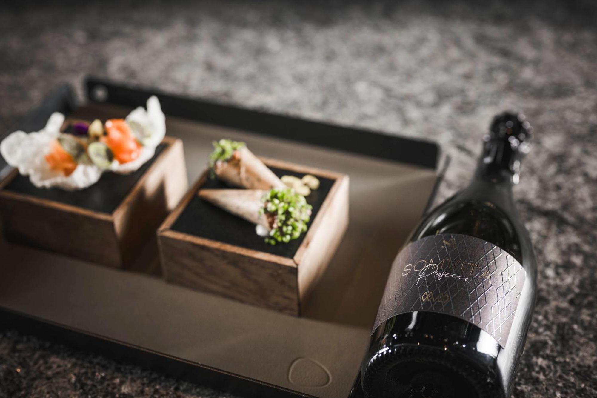 松维加尼酒店 蒂鲁罗 外观 照片